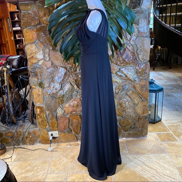 Beautiful Black Long Gown - Picture 3 of 4